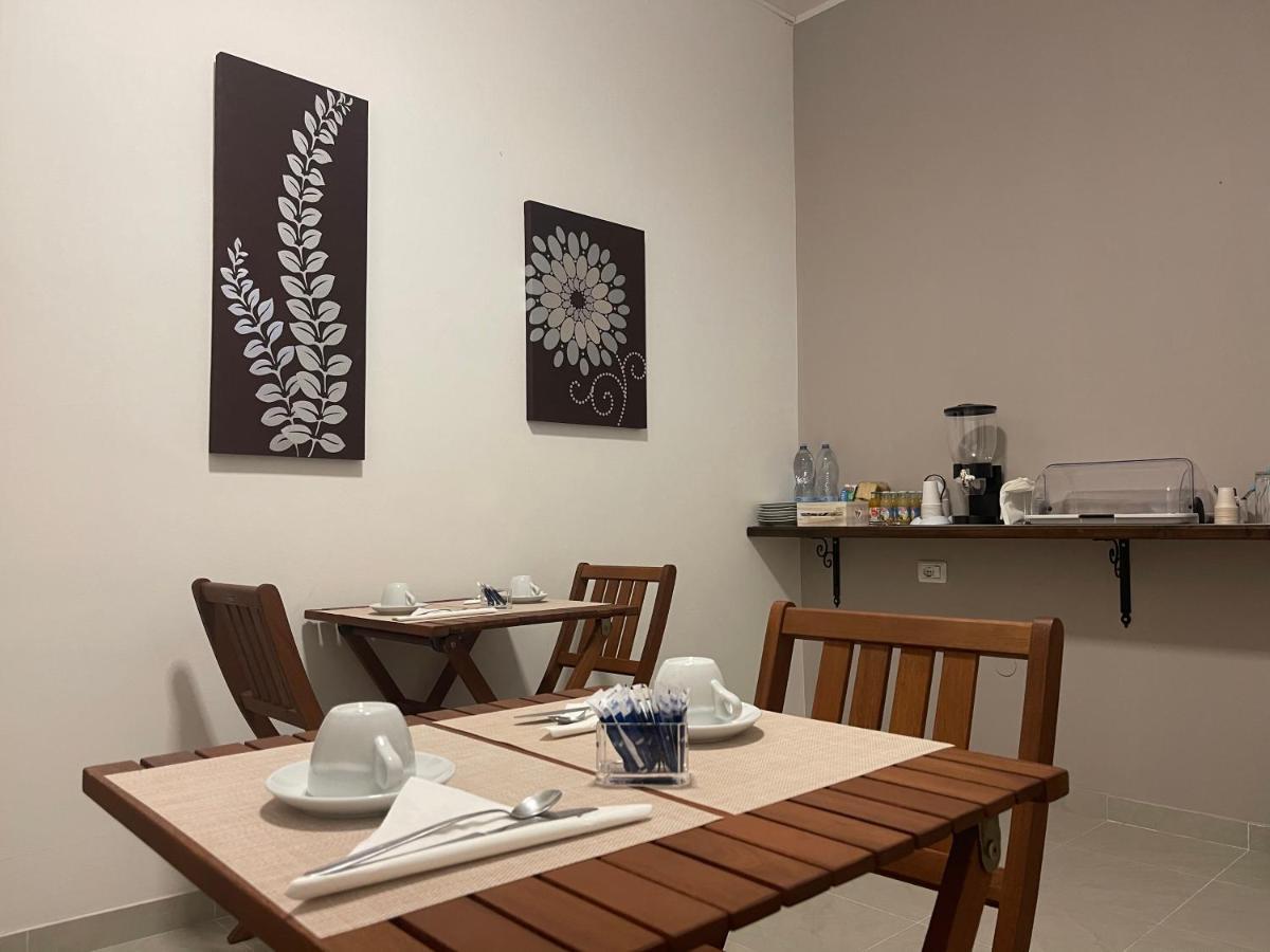 Mura Guest Room Terralba Экстерьер фото